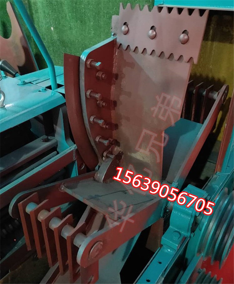 貴州大型鍘草機(jī)多少錢(qián)一臺(tái)5.8噸新款三用鍘草揉搓機(jī)價(jià)格